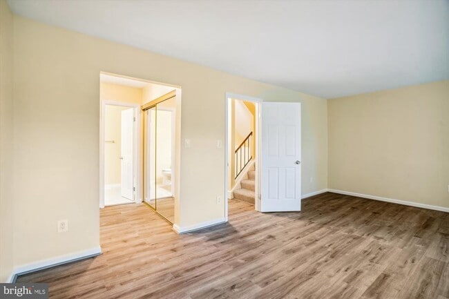 Building Photo - 2970 Schubert Dr