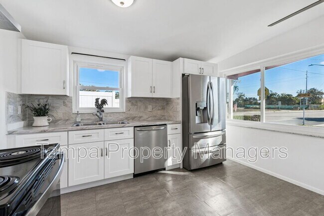 Building Photo - 5801 Emerson Ave S