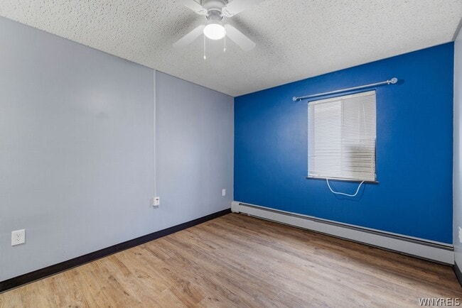 Building Photo - 57 St Johns Parkside