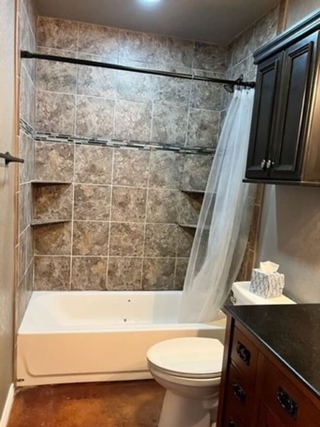 Building Photo - 2-Bedroom Barndominium