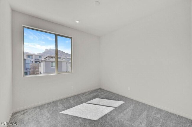 Building Photo - 1550 Rock Kestrel St