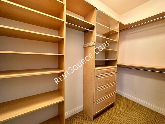 Building Photo - 26991 Timberline Terrace