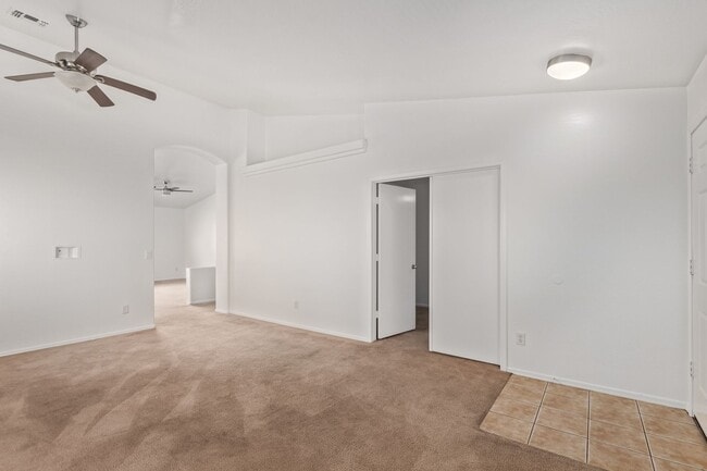 Building Photo - Single-Story 3 Bedroom Home in Rancho El Mirage