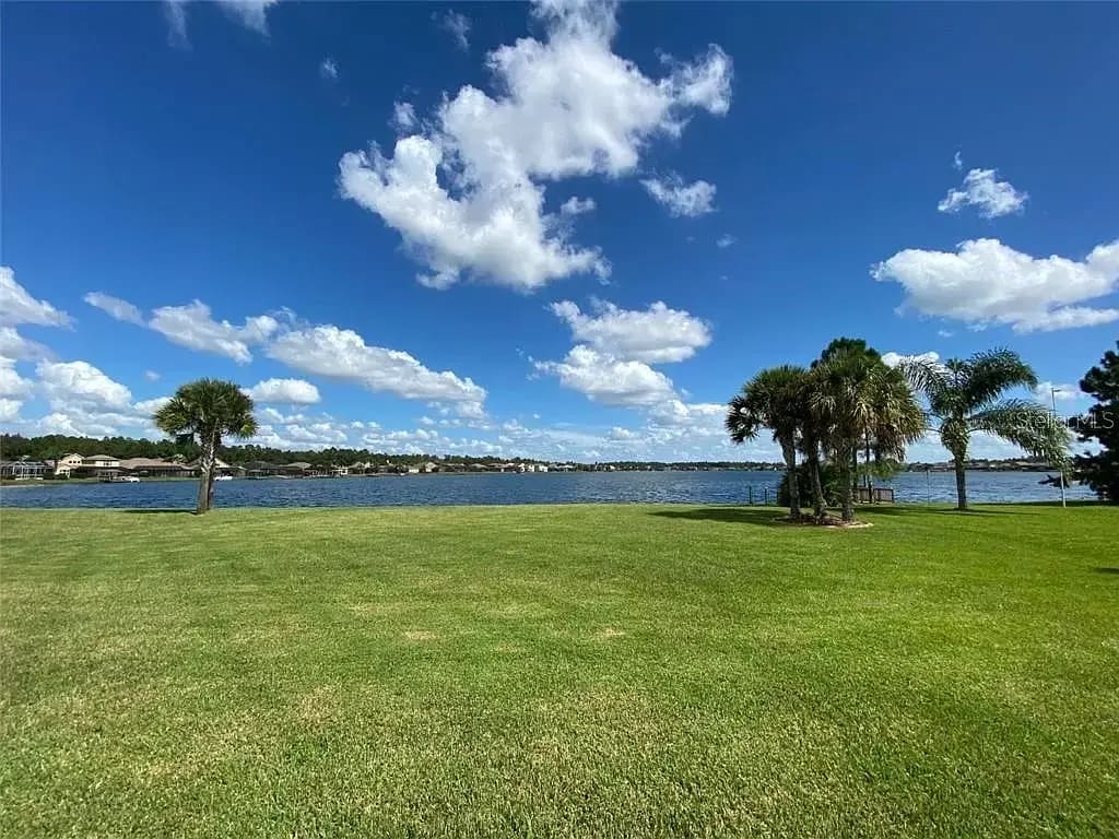 Building Photo - 16235 Ivy Lake Dr