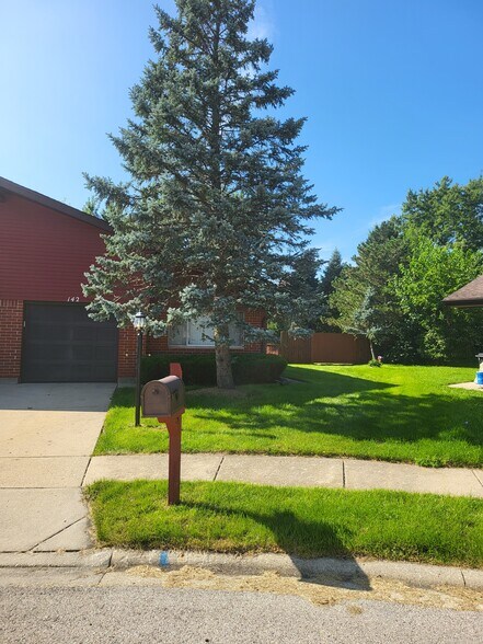 Building Photo - 142 Virginia Ct