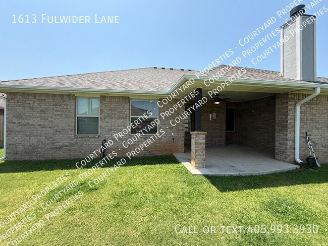 Building Photo - 1613 Fulwider Ln