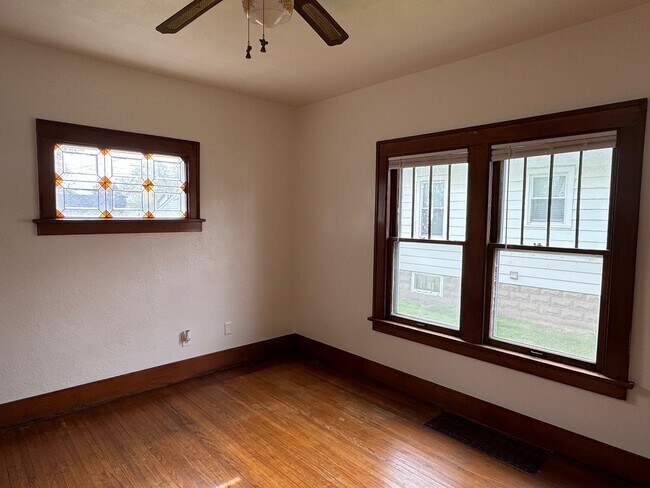 Building Photo - 2207 Wilkes Ave