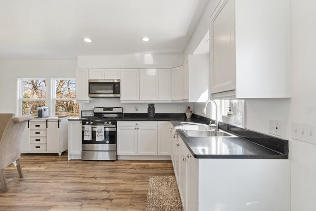 Building Photo - 26034 W 127th St