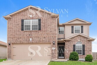 Building Photo - At Last, This Is What You Have Been Searching For!