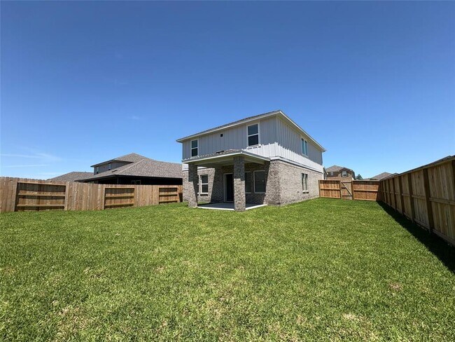 Building Photo - 15542 Olive Ter Trl