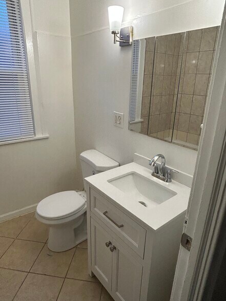 Bathroom - 8128 S Marshfield Ave