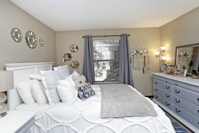 Building Photo - 227 Conn Ter