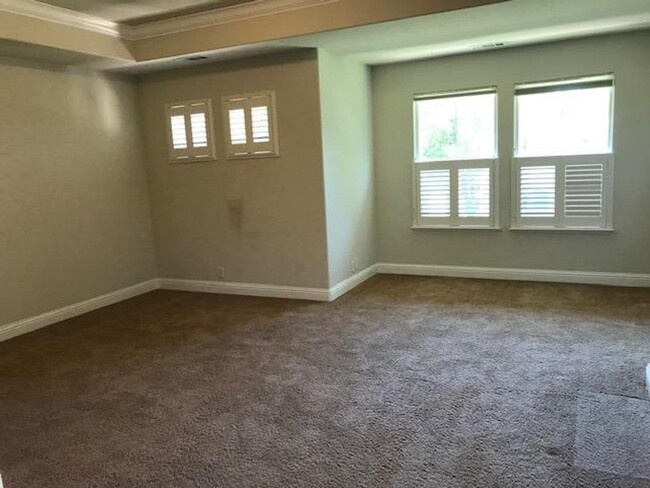 Building Photo - Charming Luxury Home Near Downtown Davis &...