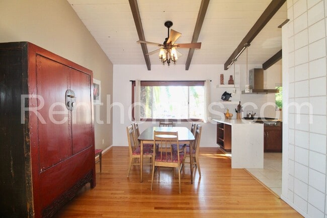 Building Photo - 8830 Mariposa St