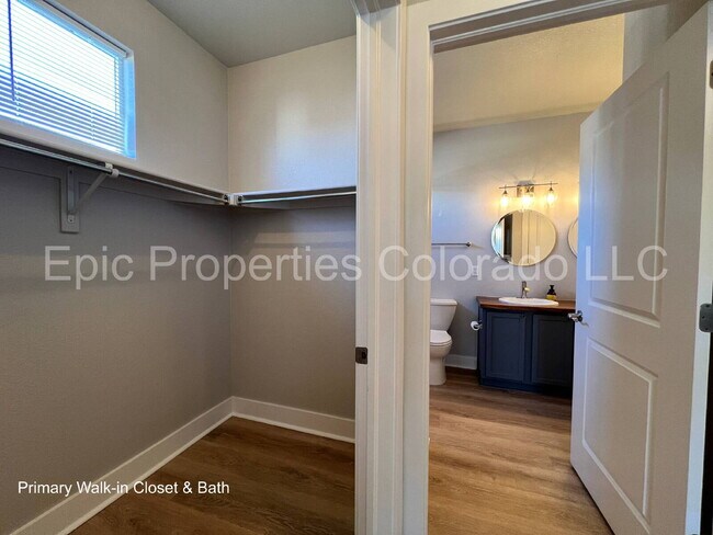 Building Photo - 1/2 off 1st month! GORGEOUS Bright & Spacious 2 bedroom / 2 bath Modern Condo!