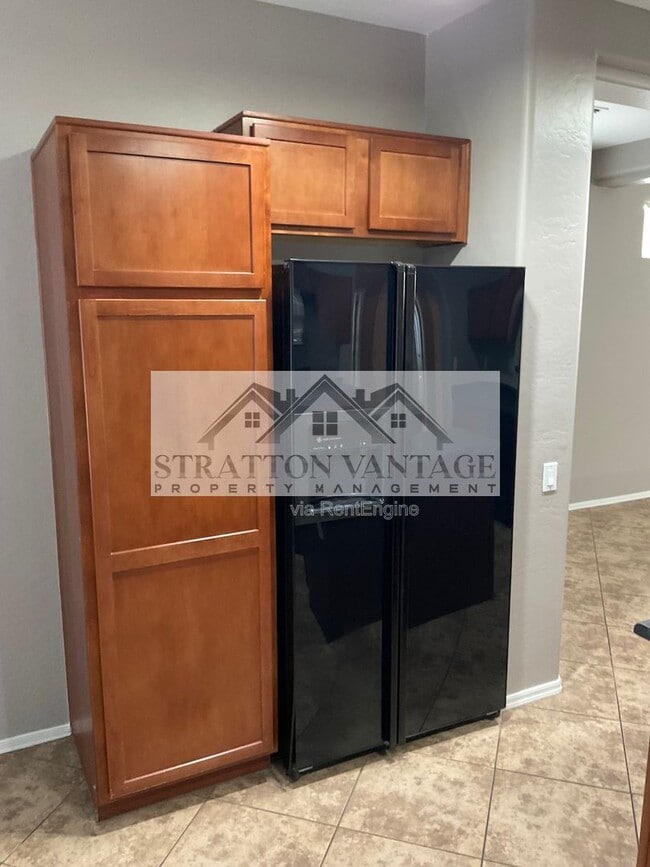 Building Photo - 5437 W Maldonado Rd