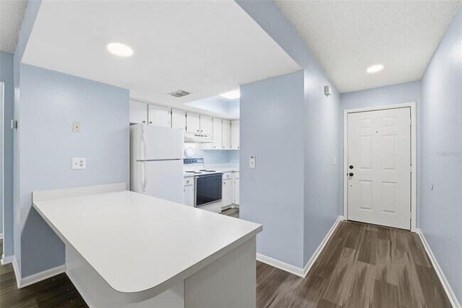 Building Photo - 6033 Topher Trail