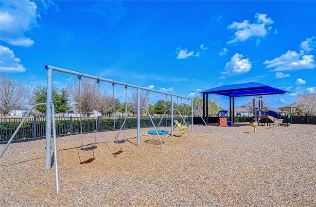 Building Photo - 11176 Leland Groves Dr