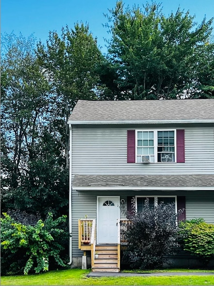 Building Photo - 1434 Ohio St