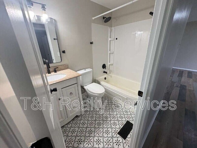 Building Photo - 10129 Lawnhaven Ct