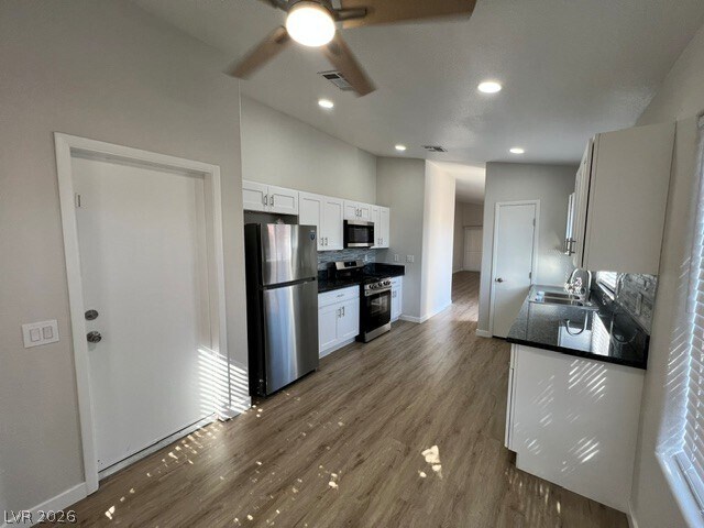 Building Photo - 7800 Seychelles Ct