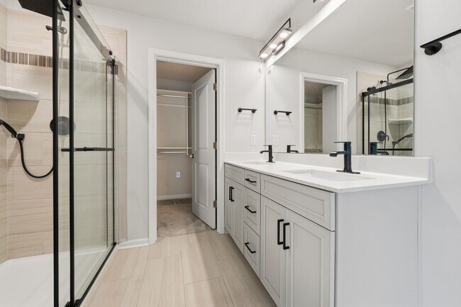 Building Photo - Move-In Ready 4BR Home | Deck, Patio & Open Concept Living