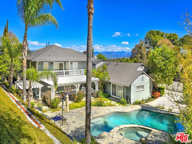 Building Photo - 3690 Crownridge Dr