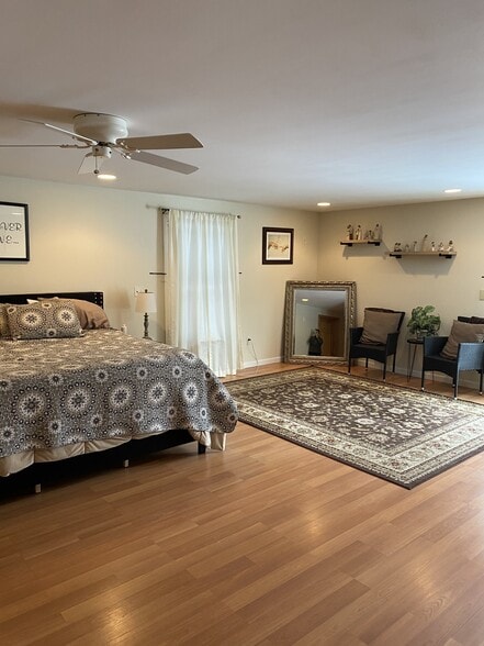 Building Photo - 219 Whiskeag Rd