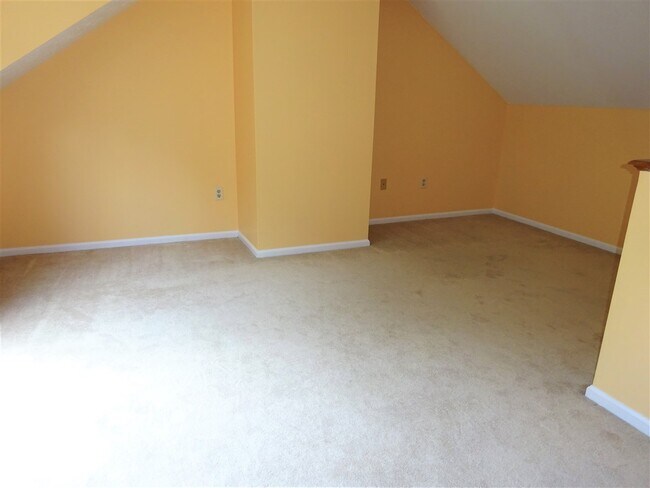 Building Photo - 88 Cadogan Way