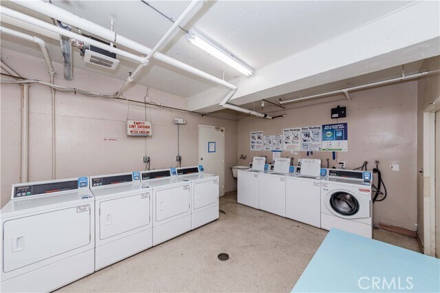 Building Photo - 358 S Gramercy Pl
