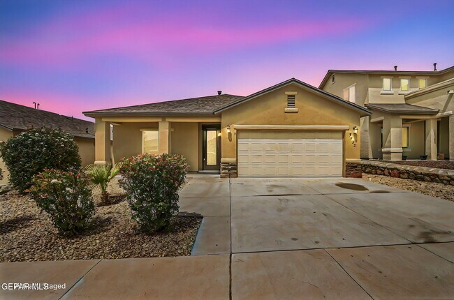 Building Photo - 7533 Red Cedar Dr