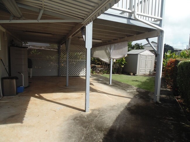 Building Photo - 1761 Maiha Pl