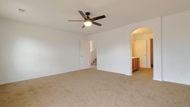 Building Photo - 2105 Margarita Dr SE