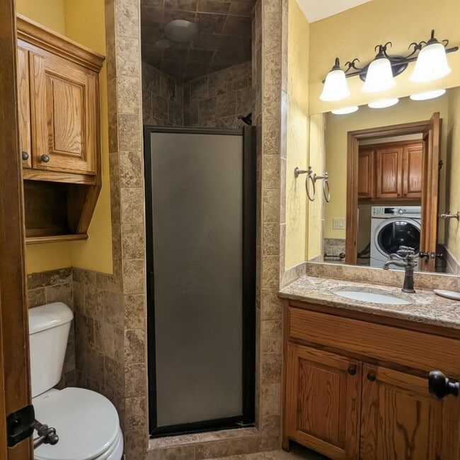 Building Photo - Quiet Country Living with Space, Privacy & Modern Comforts