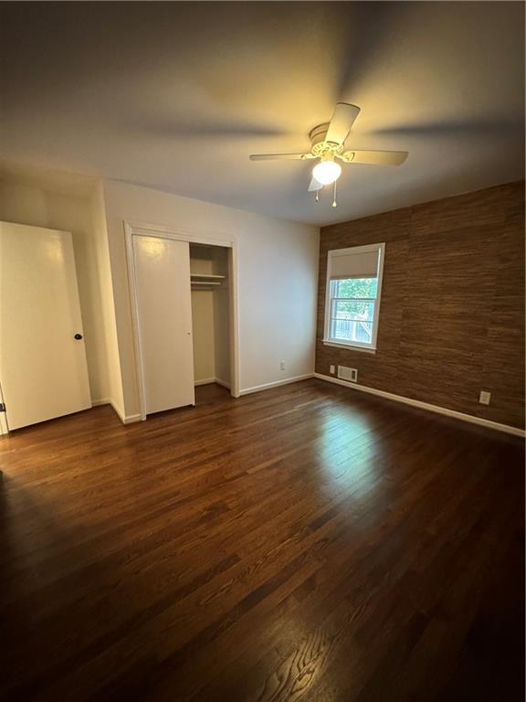 Building Photo - 304 Colewood Way NW