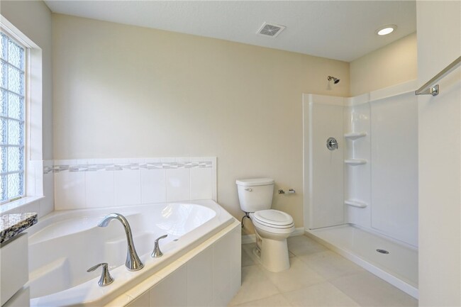 Building Photo - 8336 99th Ct