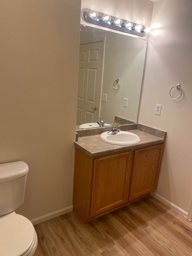Building Photo - 2541 S Bahama Cir