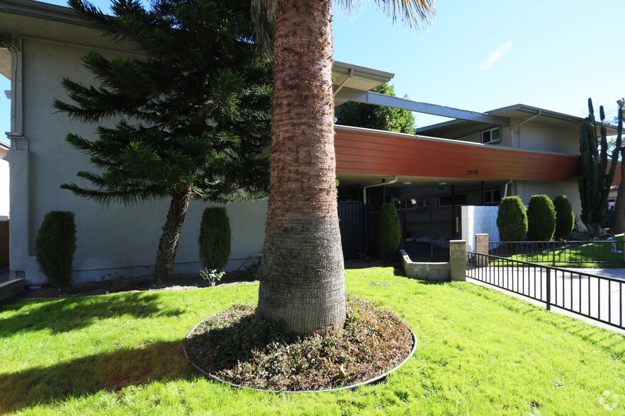 Primary Photo - Copa De Oro Apartments