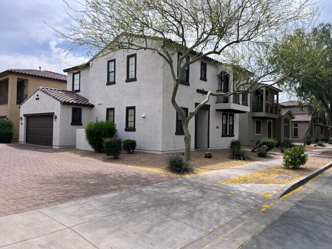 Building Photo - 2367 W Jake Haven