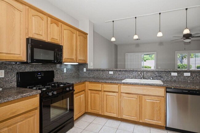 Building Photo - 2517 Springville Way