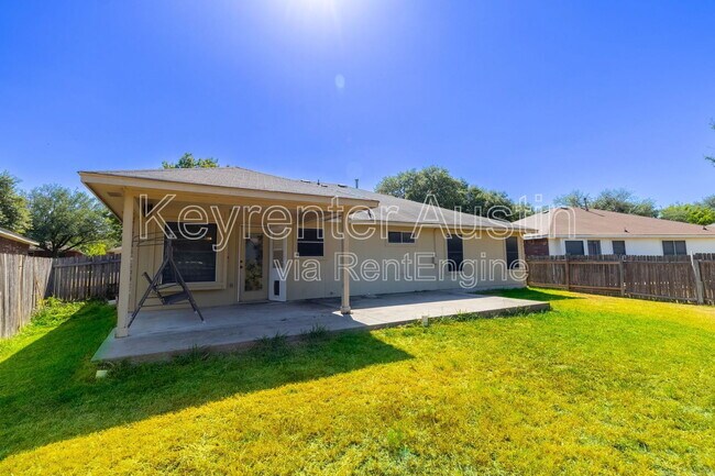 Building Photo - 2557 Vernell Way