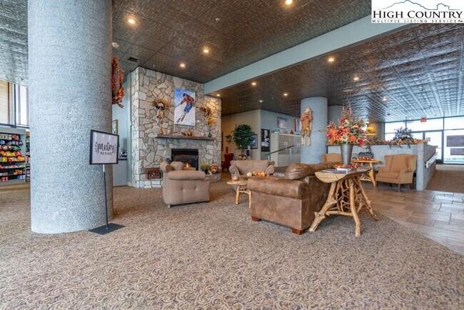 Building Photo - 303 Sugar Top Dr