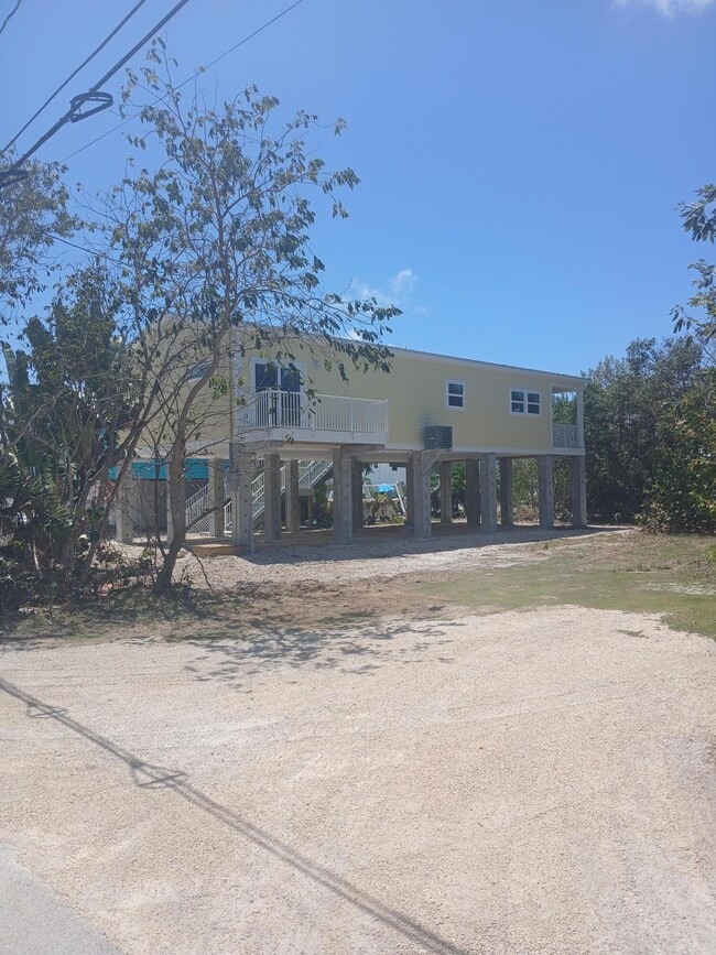 Building Photo - 3930 Gordon Rd