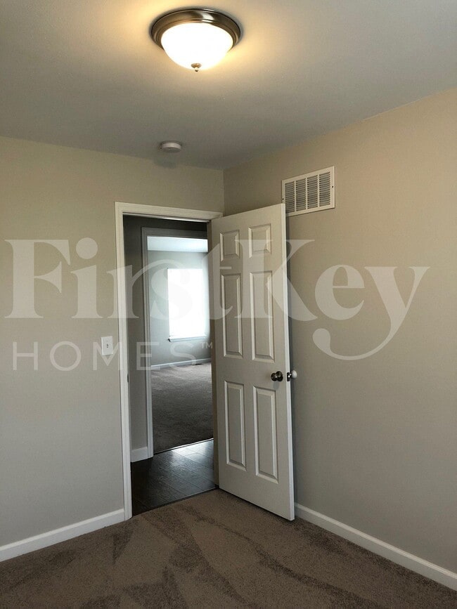 Building Photo - 1503 Jordan Lee Ct