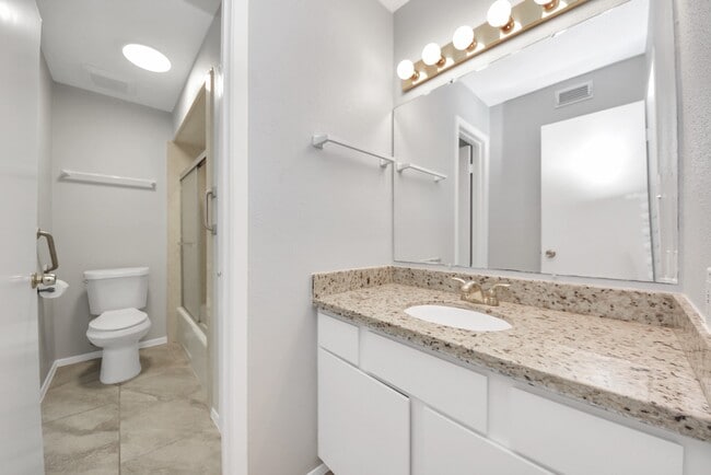 Building Photo - 6306 S Rice Ave