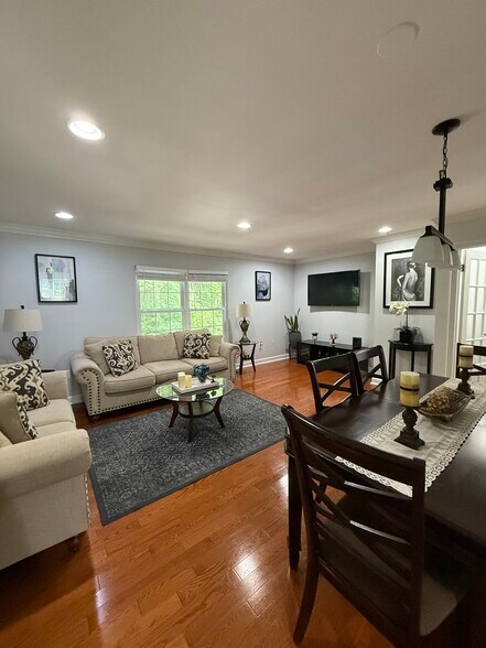 Building Photo - 6436 Blarney Stone Ct