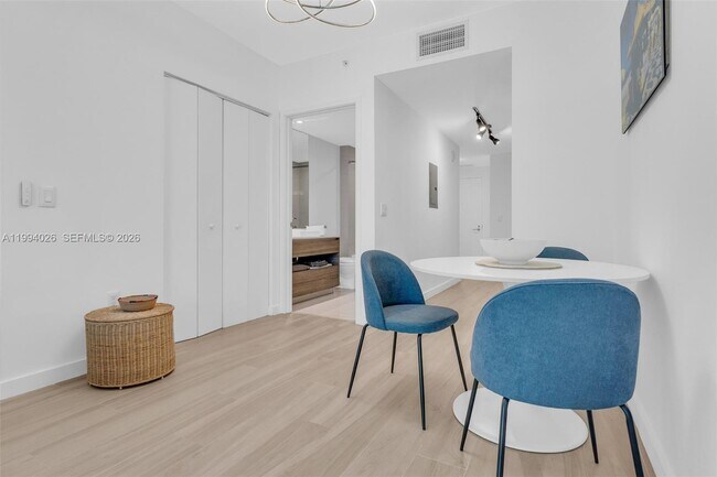 Building Photo - 1100 S Miami Ave