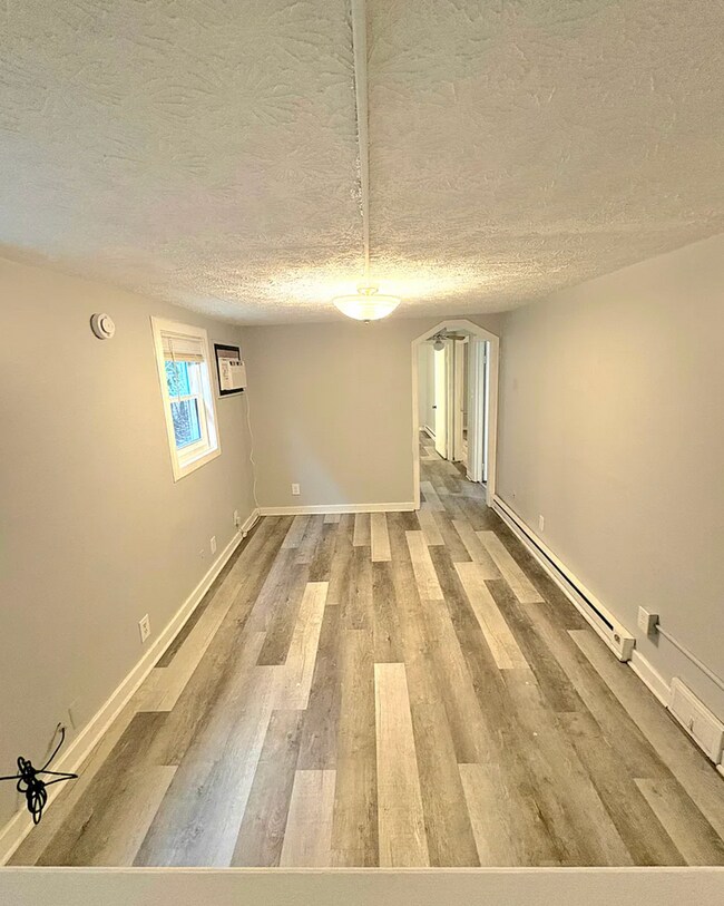 Building Photo - 1027 Cochran Mill Rd