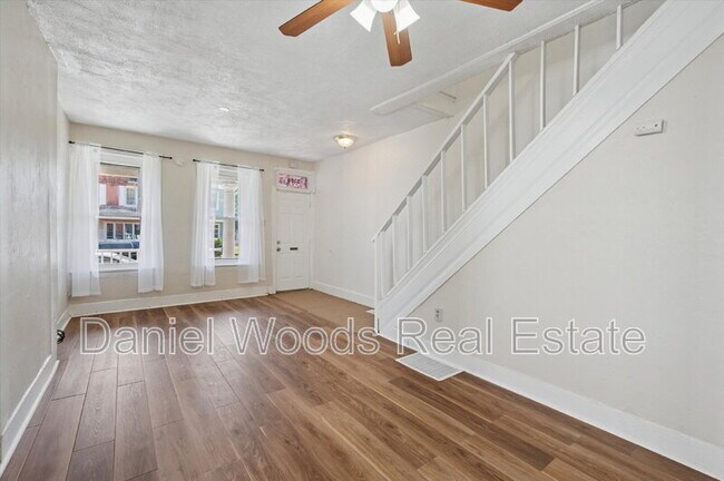Primary Photo - 2708 W 7th St