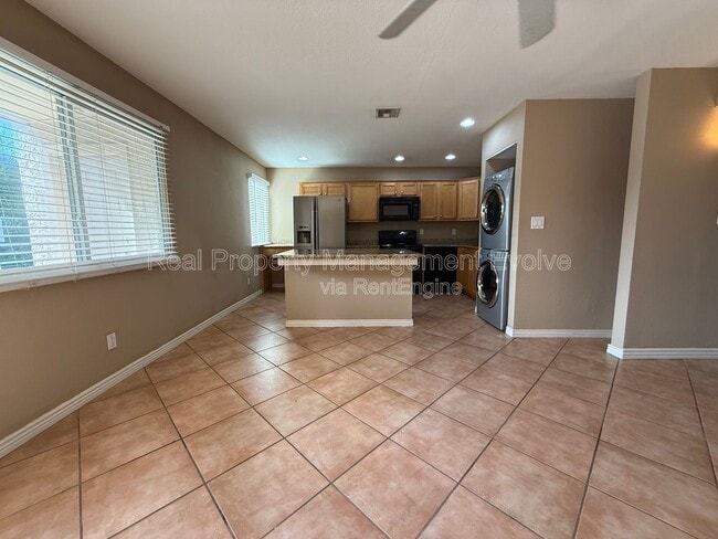 Building Photo - 12440 N 20th St